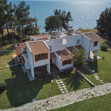 Summerday Villa Private Beach เนอาอิรากลีอา ภายนอก รูปภาพ