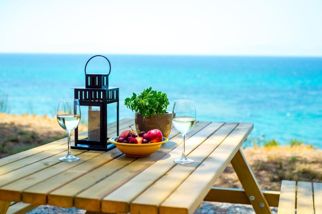 Summerday Villa Private Beach เนอาอิรากลีอา ภายนอก รูปภาพ