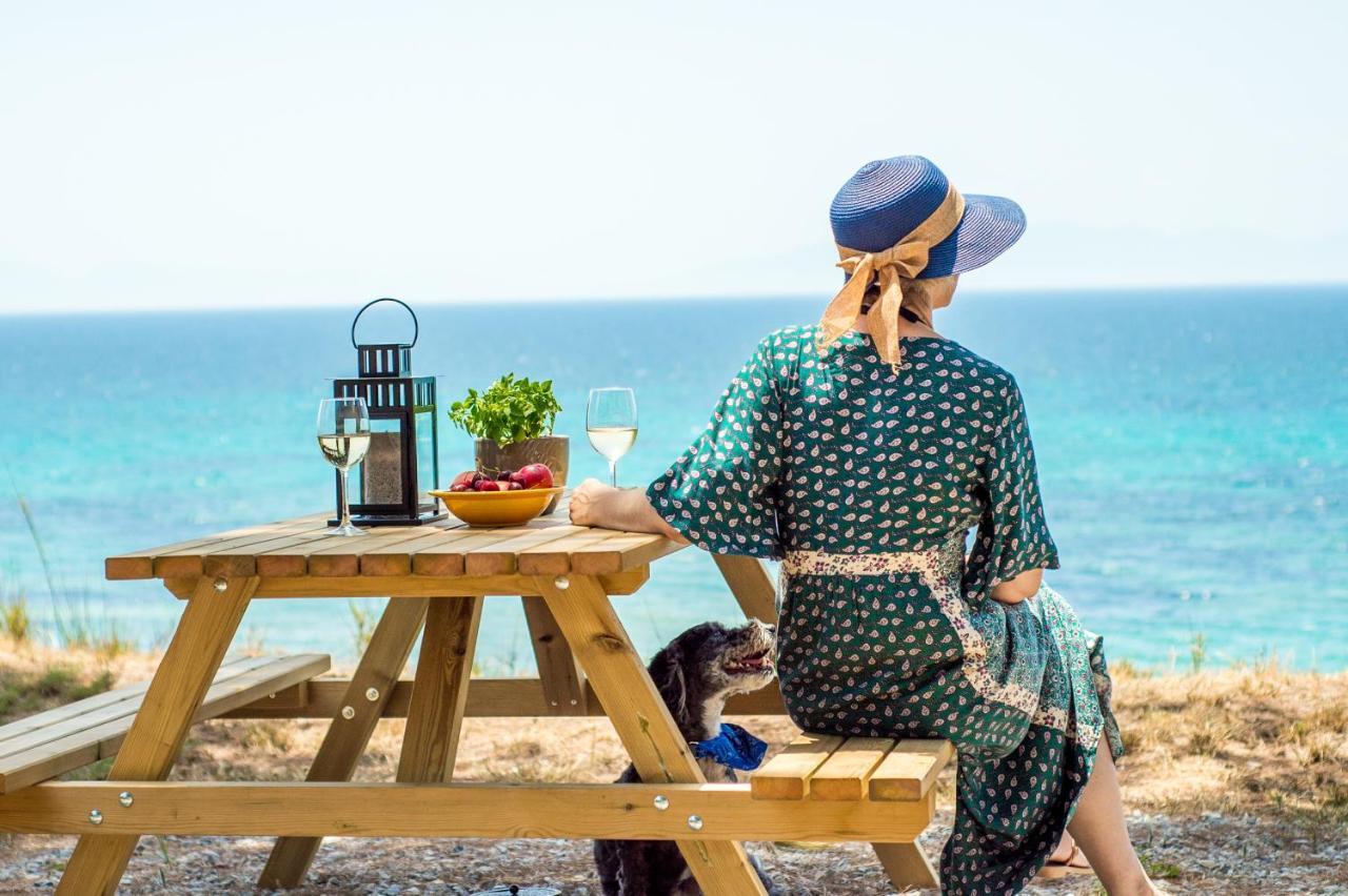 Summerday Villa Private Beach เนอาอิรากลีอา ภายนอก รูปภาพ